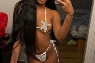 New girl in the city honey👸🏽 -... - Image 4