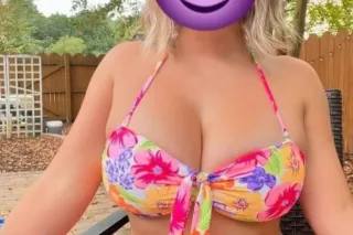 AVAILABLE NOW 💦🌼 Sweet sexy Av... - Image 1