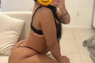 Hola amor soy una chica latina muy sexy y ardiente 🔥 dispuesta a recibir placer💧🔥.. - Image 1