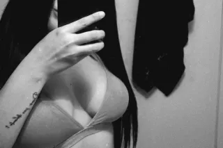 soy christina,chica jovencita dispuesta a complacerte - Image 2