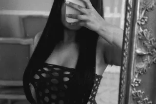 soy christina,chica jovencita dispuesta a complacerte - Image 3