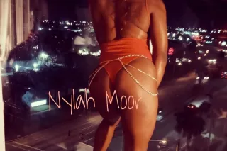 Elite and Discreet - Image 12